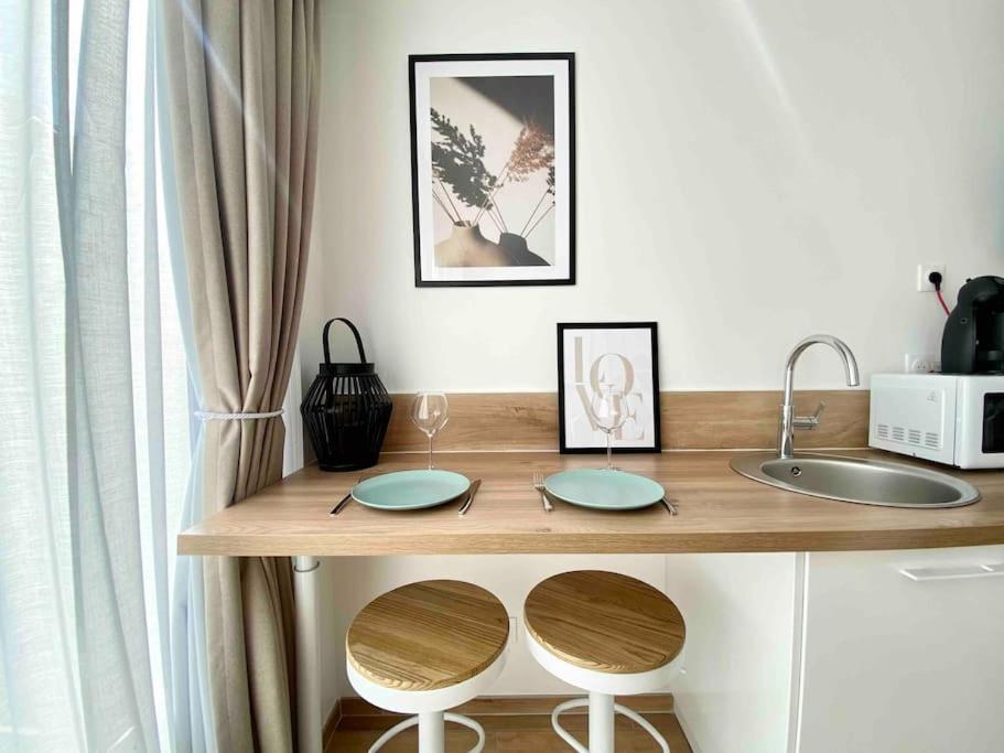 Studio Design Au Centre De Реймс Экстерьер фото