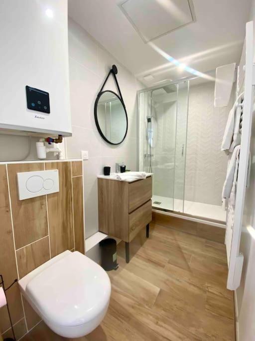 Studio Design Au Centre De Реймс Экстерьер фото