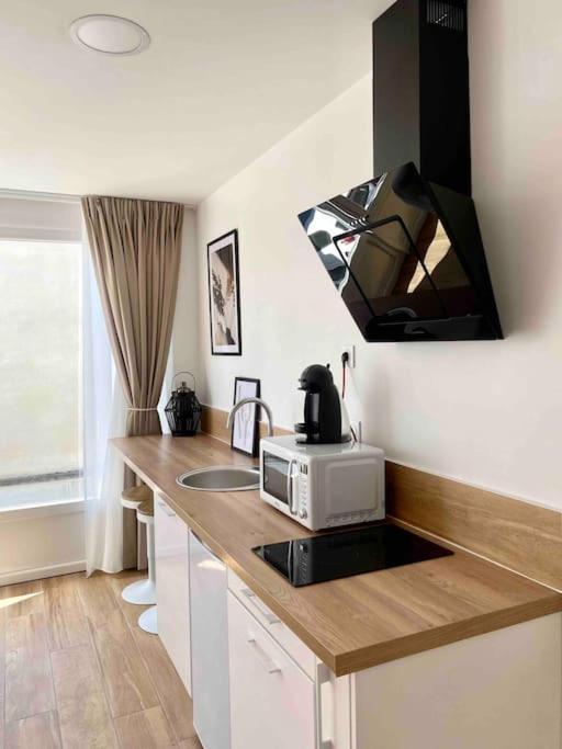 Studio Design Au Centre De Реймс Экстерьер фото