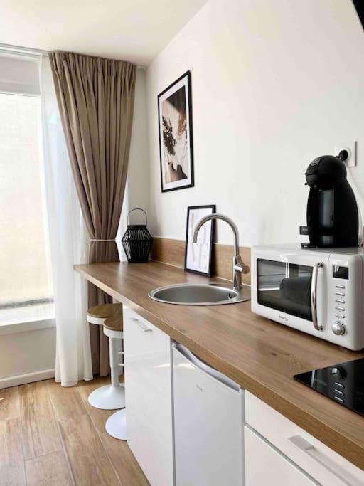 Studio Design Au Centre De Реймс Экстерьер фото